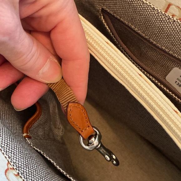 NWT Dooney and Bourke double long handle tote - Picture 6 of 7